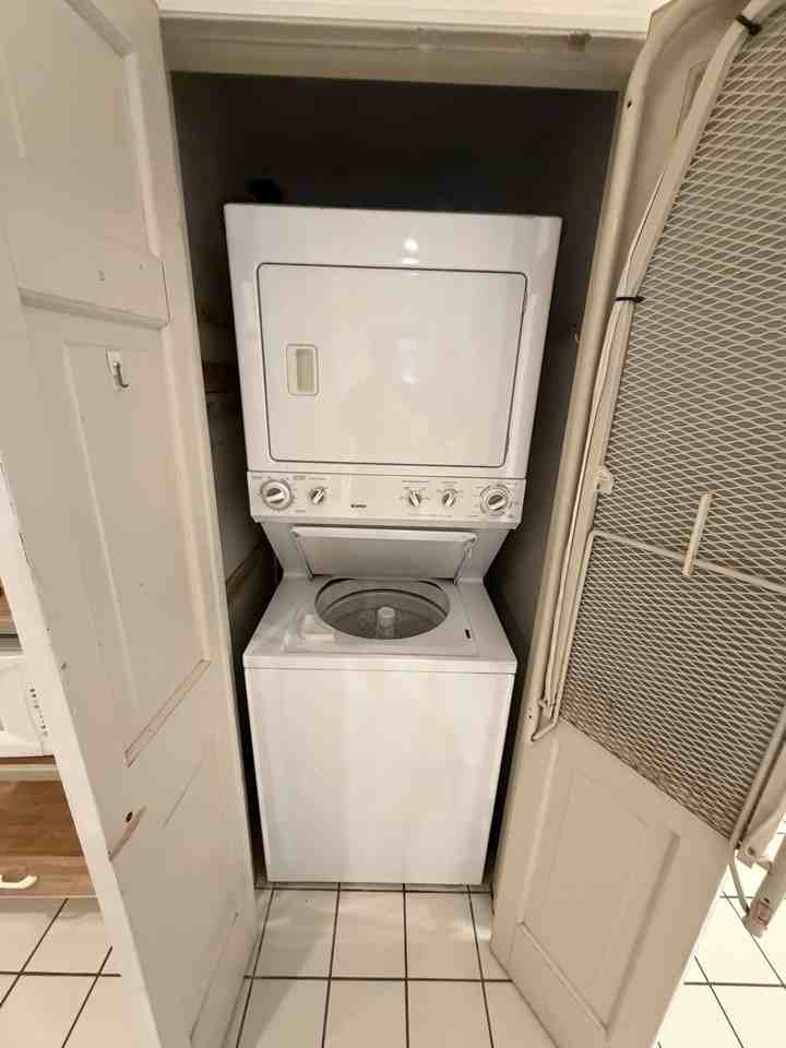 126 Mc Kinley Street - Photo 2 of 9