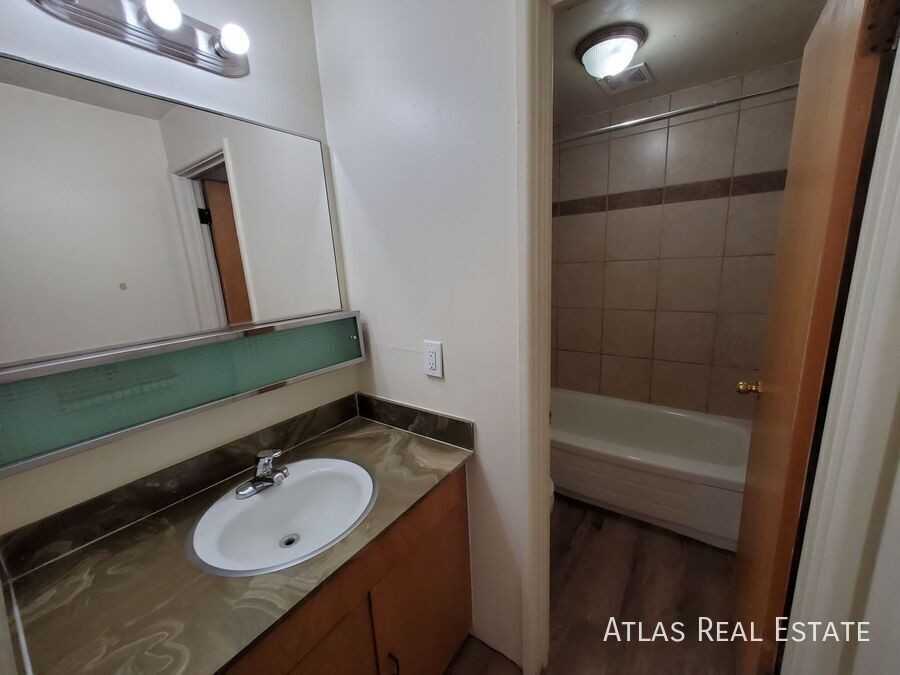 207 Mathews St #17 - Photo 5 of 10