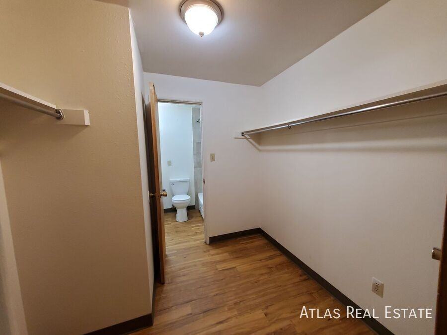 207 Mathews St #10 - Photo 6 of 11