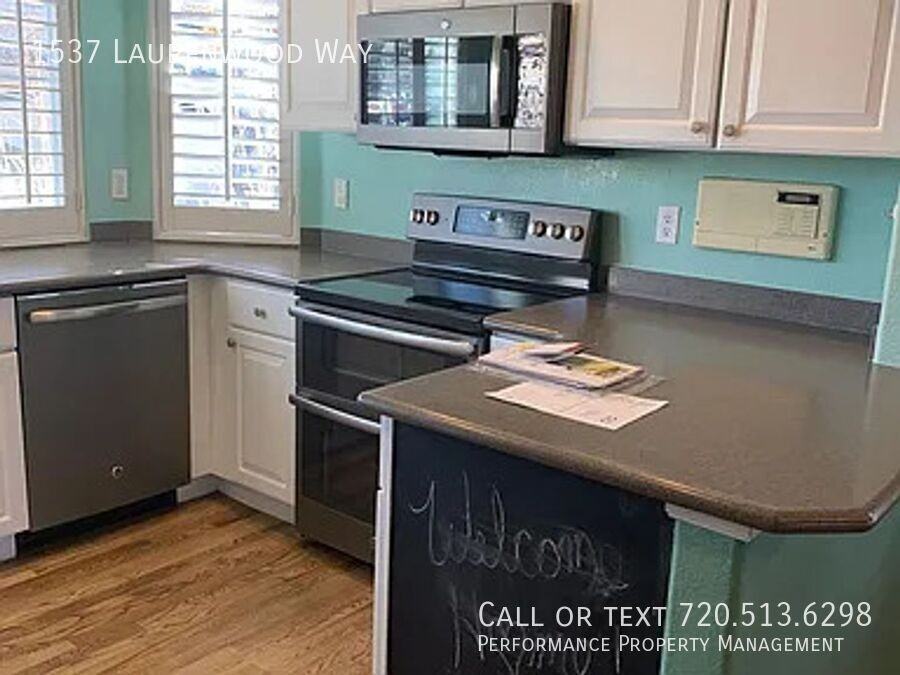 1537 Laurenwood Way - Photo 6 of 24