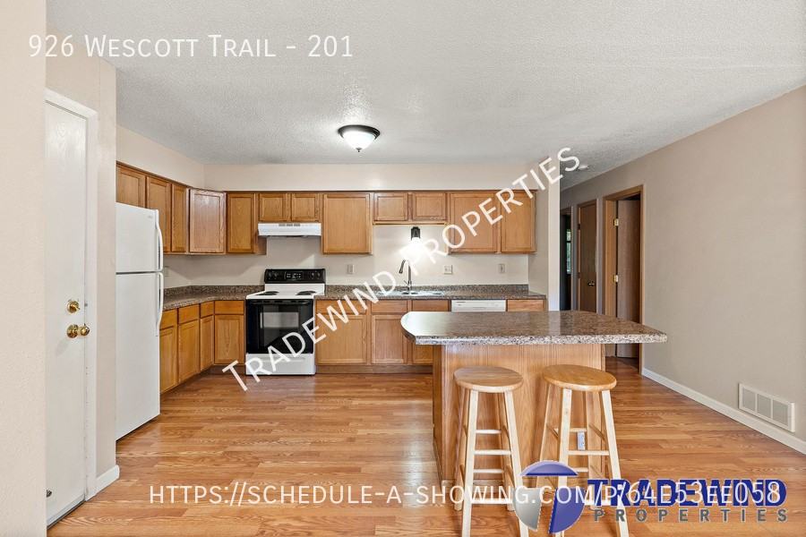 926 Wescott Trl #201 - Photo 3 of 20