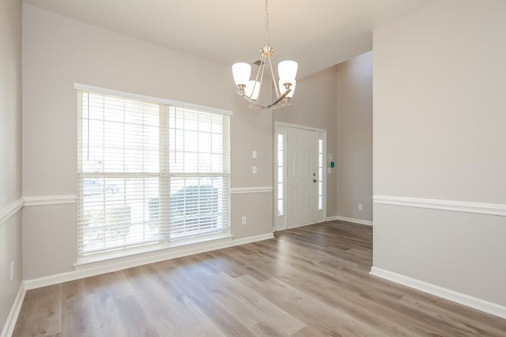 512 Pawley Dr - Photo 6 of 17