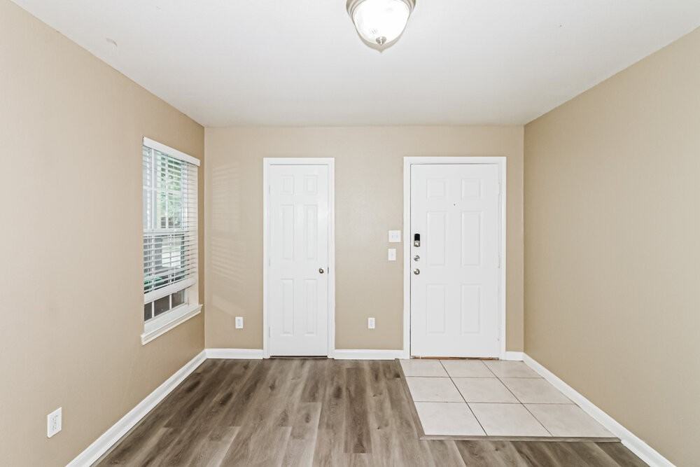 4939 S Cancun Dr - Photo 4 of 17