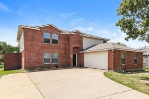 featured image of 1435 Foxwood Ln