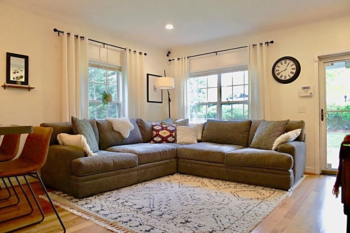 1408 Oakhurst Dr - Photo 2 of 16