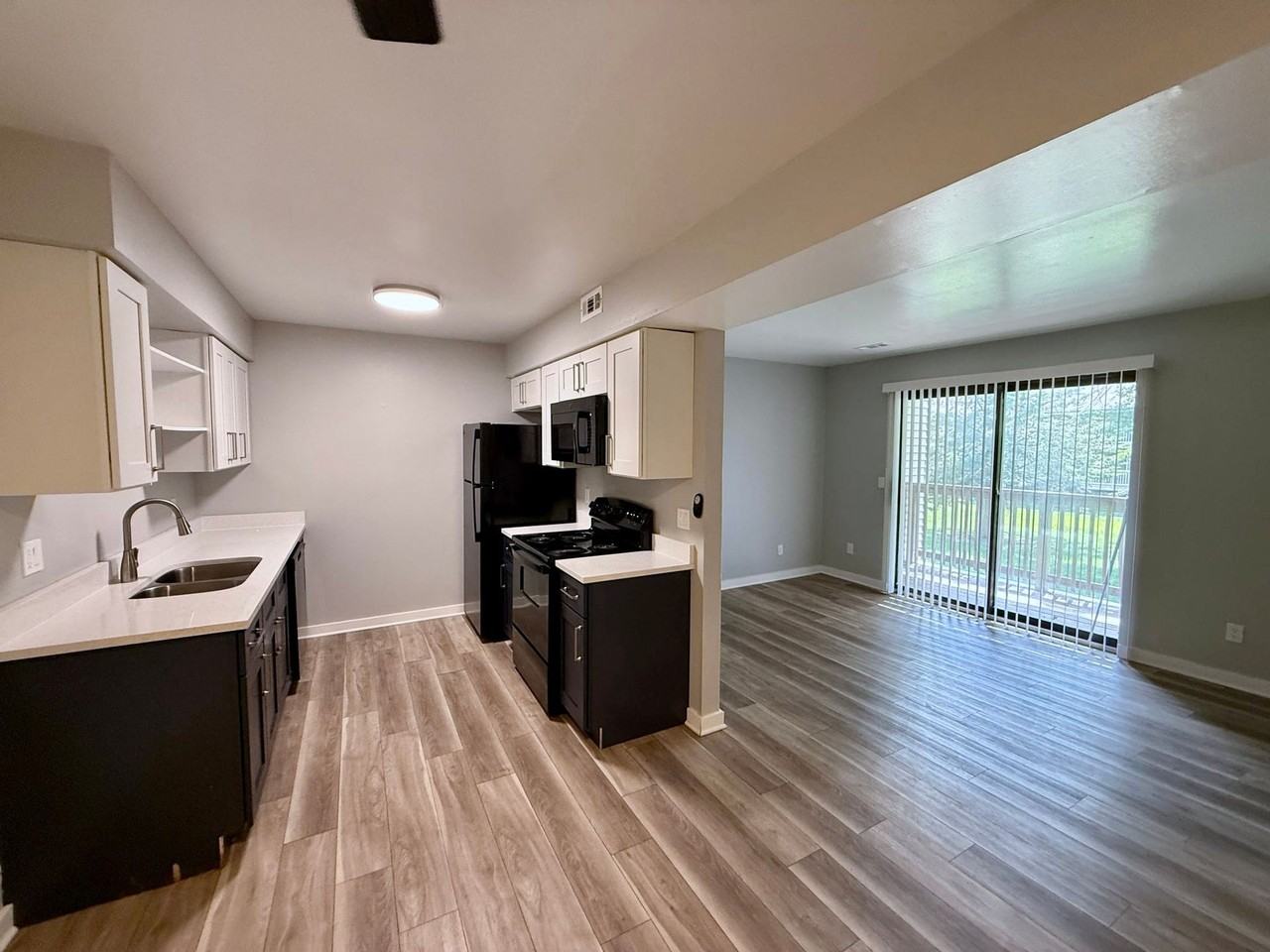 CherryVale Apartments - Photo 5 of 50