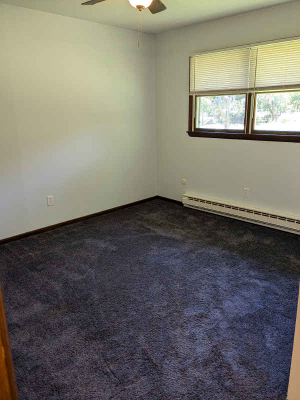 605 Lincoln St #D - Photo 4 of 11