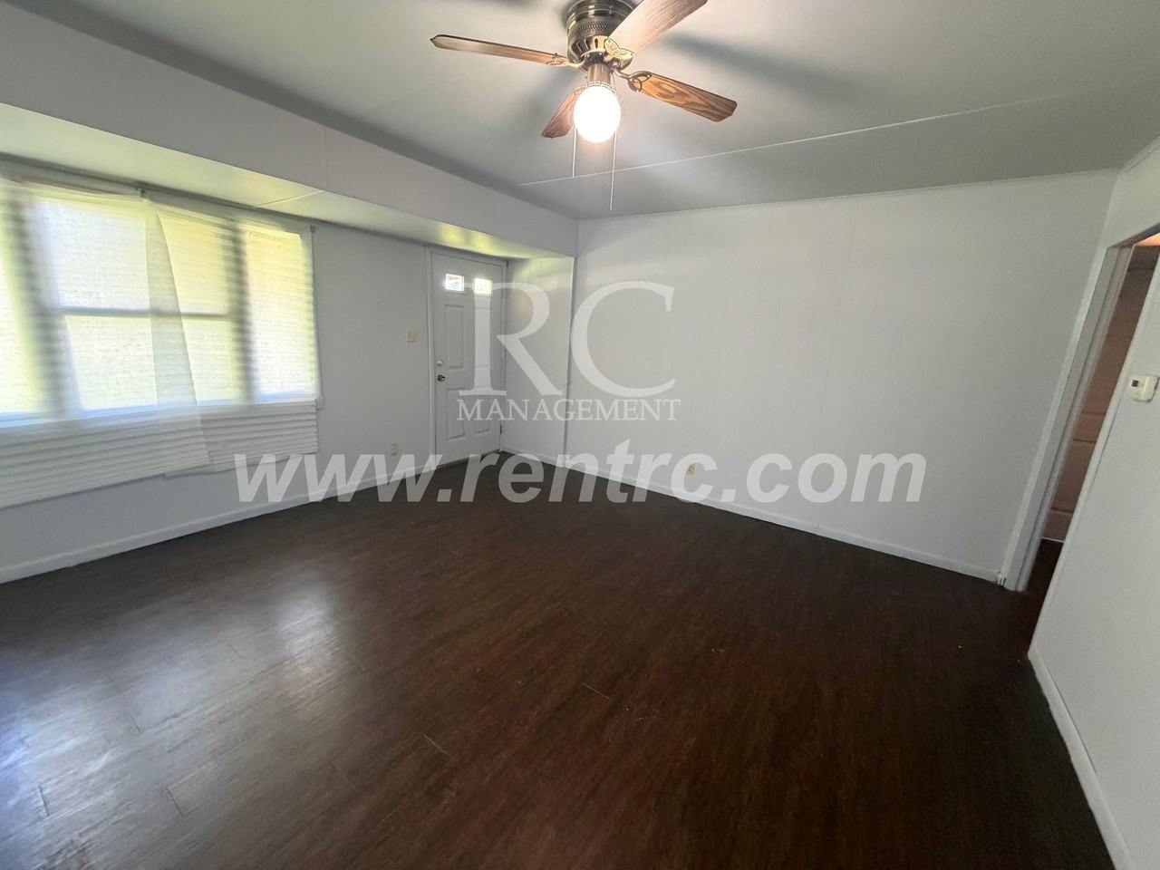 516 Shadowlawn Pl - Photo 7 of 12