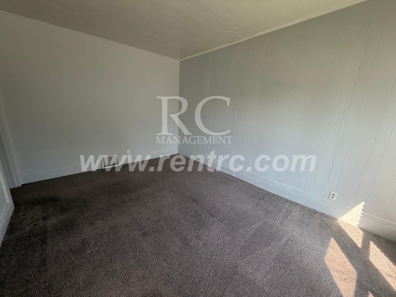 504 N Franklin St Apt 2 - Photo 6 of 11