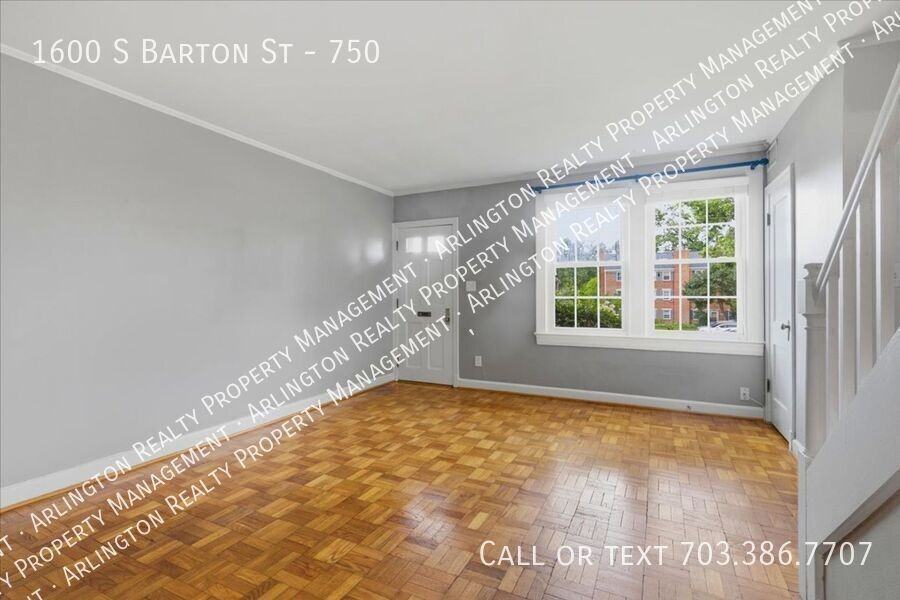 1600 S Barton St #750 - Photo 5 of 15