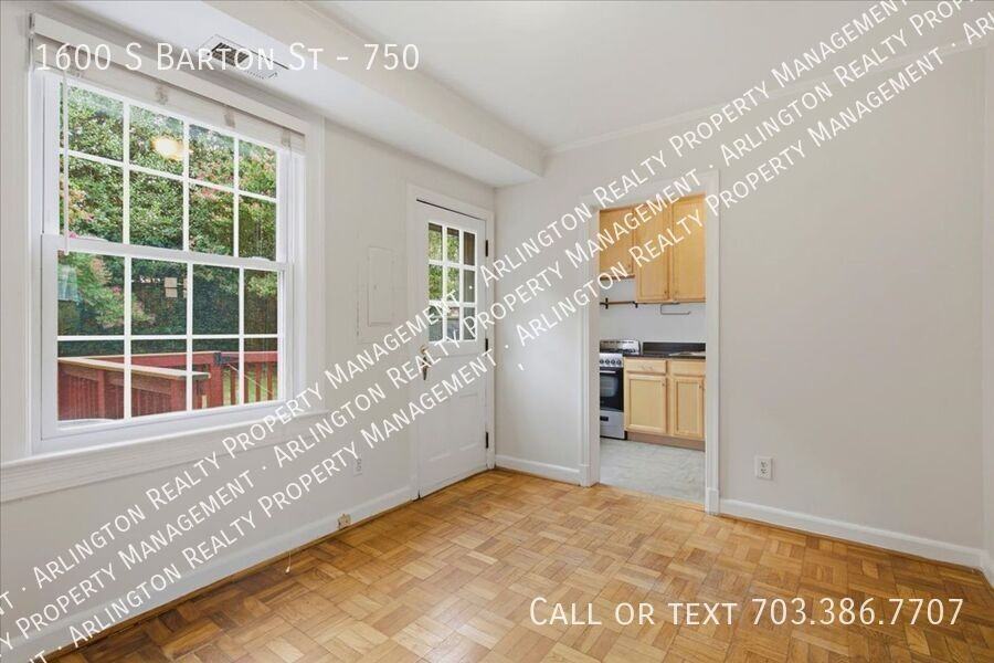 1600 S Barton St #750 - Photo 6 of 15
