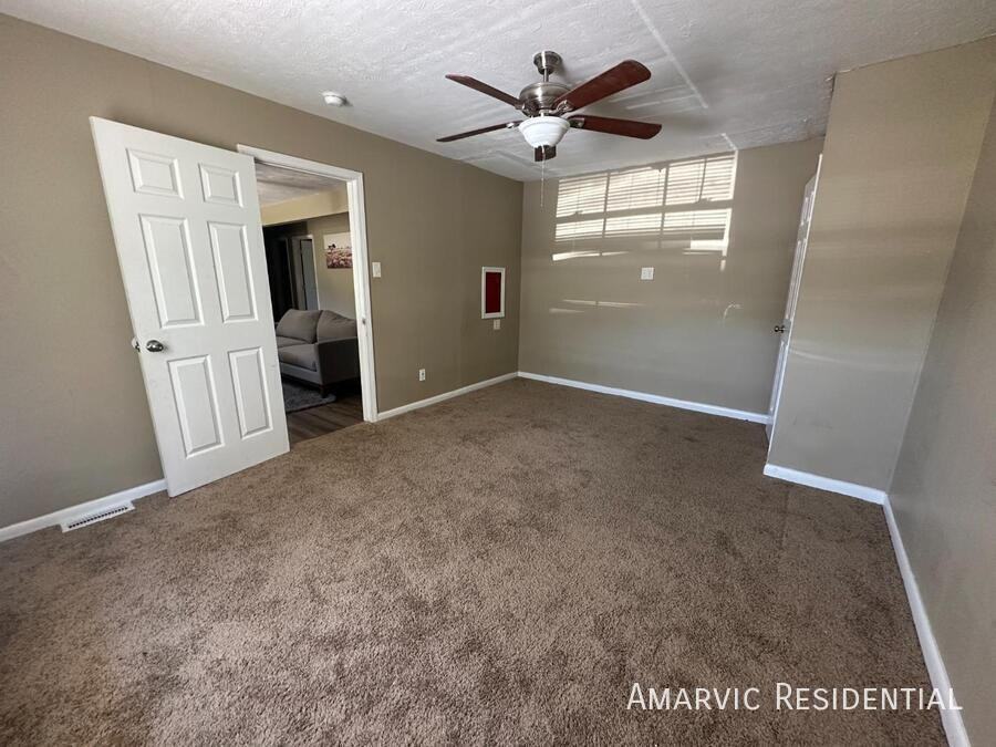 3514 Golfview Rd #1 - Photo 2 of 6