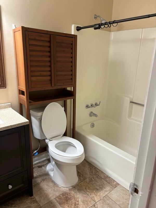 633 Melanie St - Photo 7 of 16