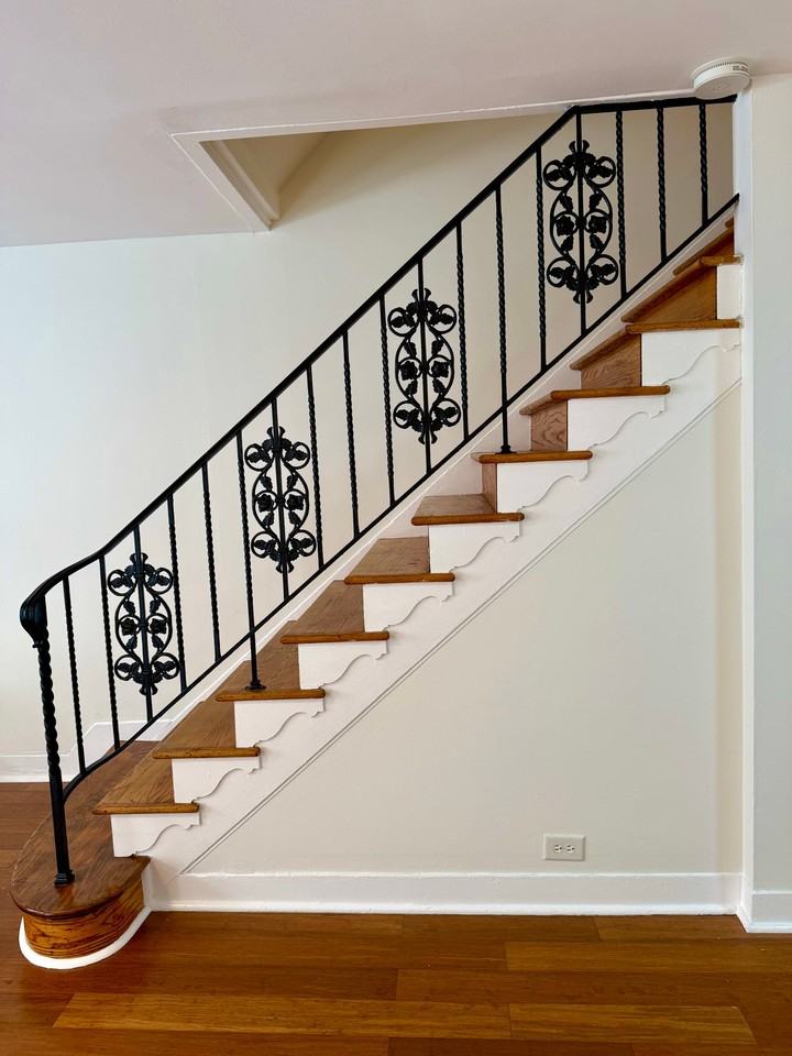 827 League St - Photo 5 of 20