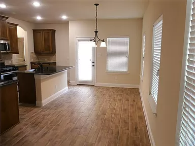 624 Redwood Dr - Photo 7 of 11