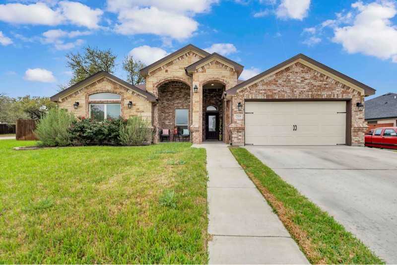 7704 Pyrite Dr - Photo 2 of 20