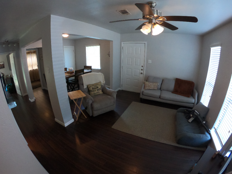 404 Manuel Dr #B - Photo 3 of 17