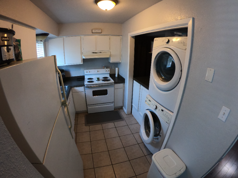 404 Manuel Dr #B - Photo 5 of 17