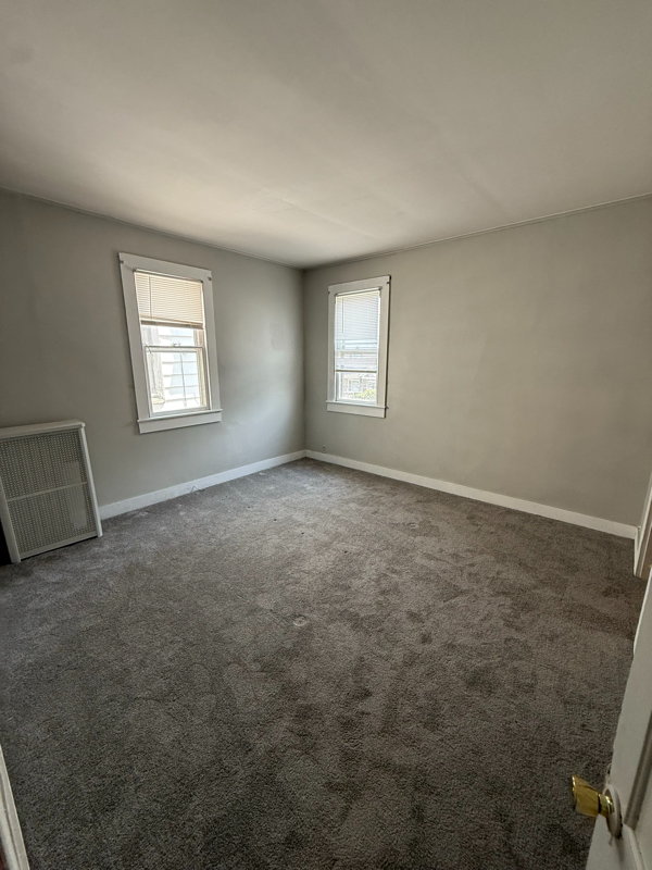 1363 Capouse Ave #1365 - Photo 5 of 12
