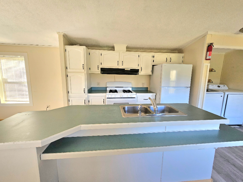 612 Jug Brook Road - Photo 4 of 16