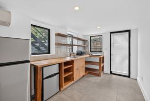 1318 Corbin Pl Ne #B - Photo 1 of 1