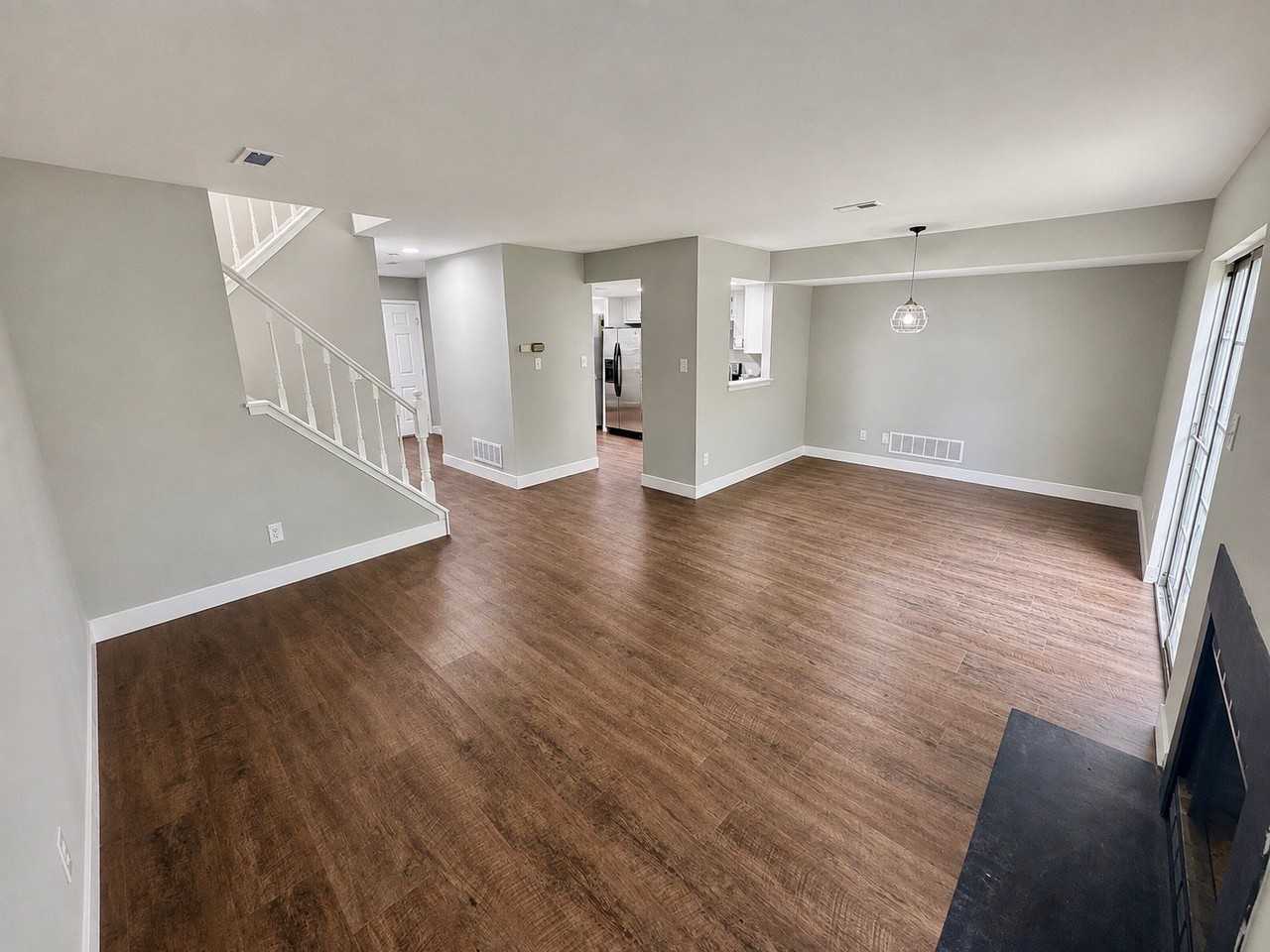 73 Village Dr - Photo 5 of 26