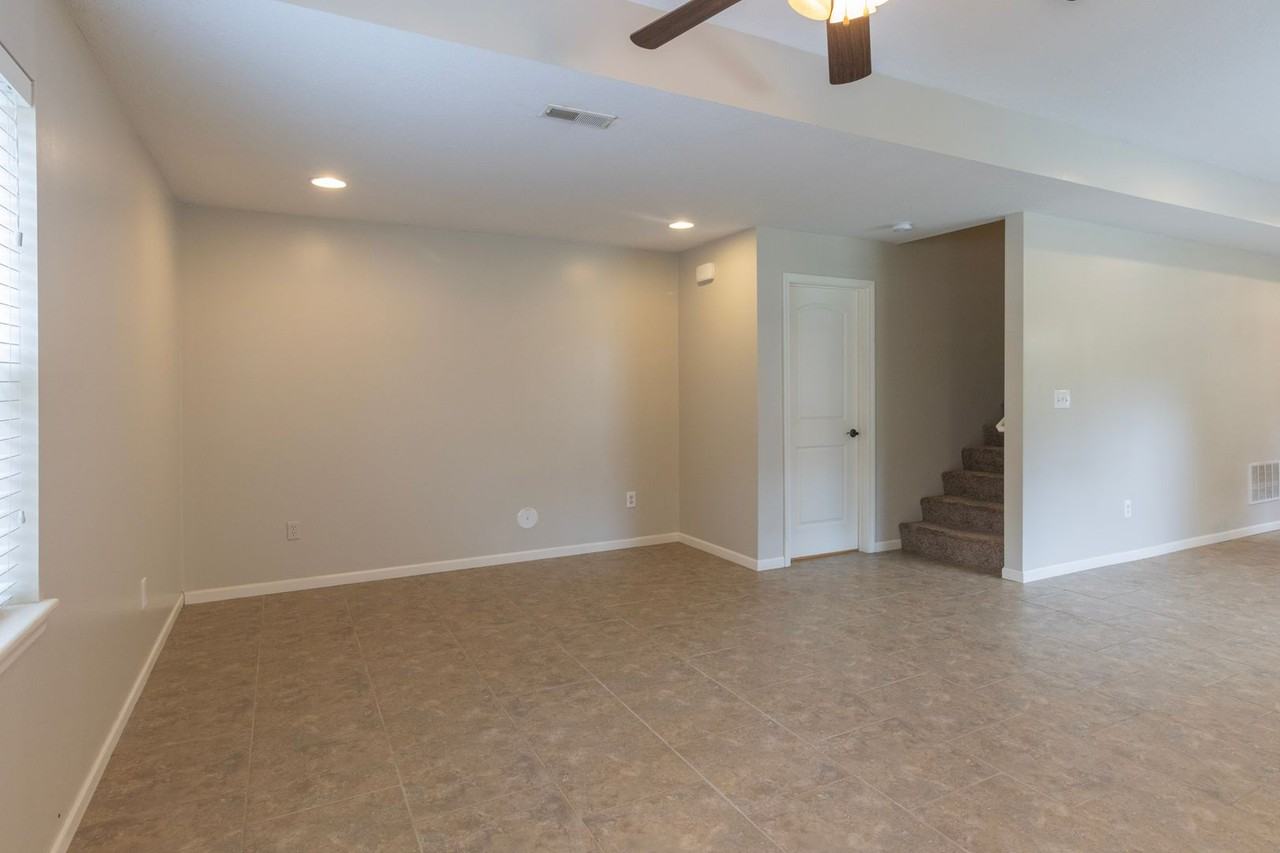 1317 W Broadway - Photo 5 of 45