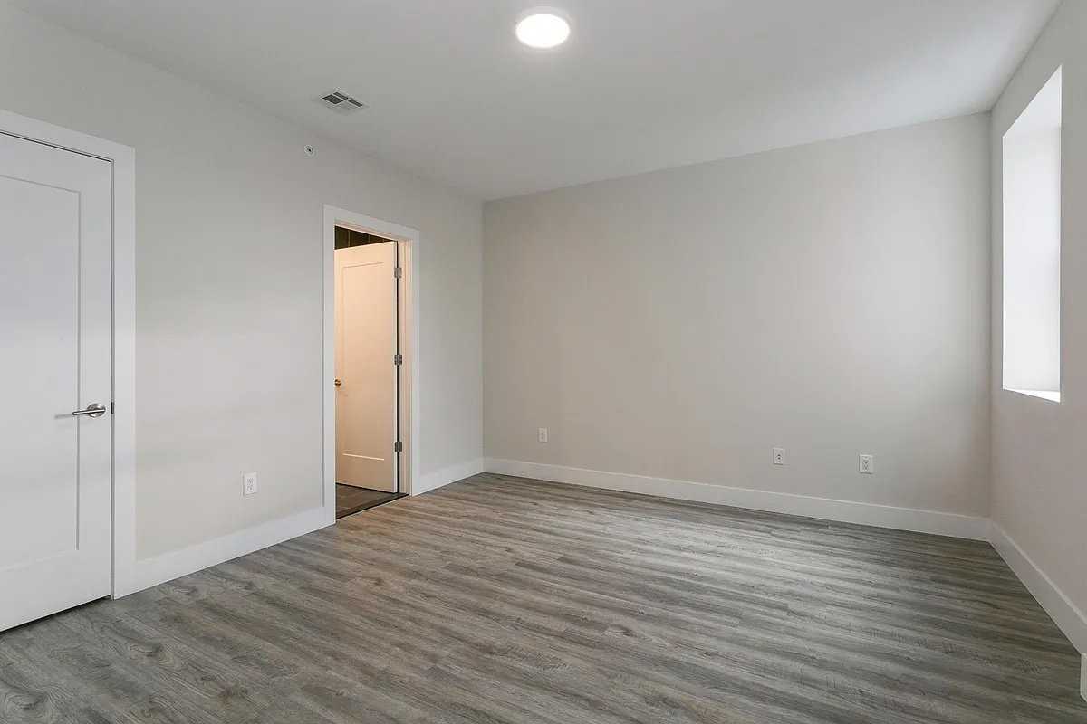 6020 Hudson Ave #501 - Photo 6 of 15