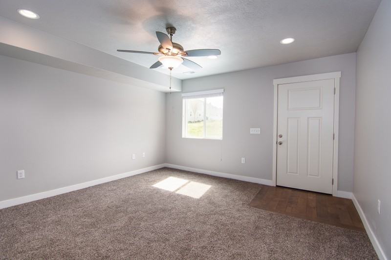 4123 W Miner View Ln - Photo 2 of 20