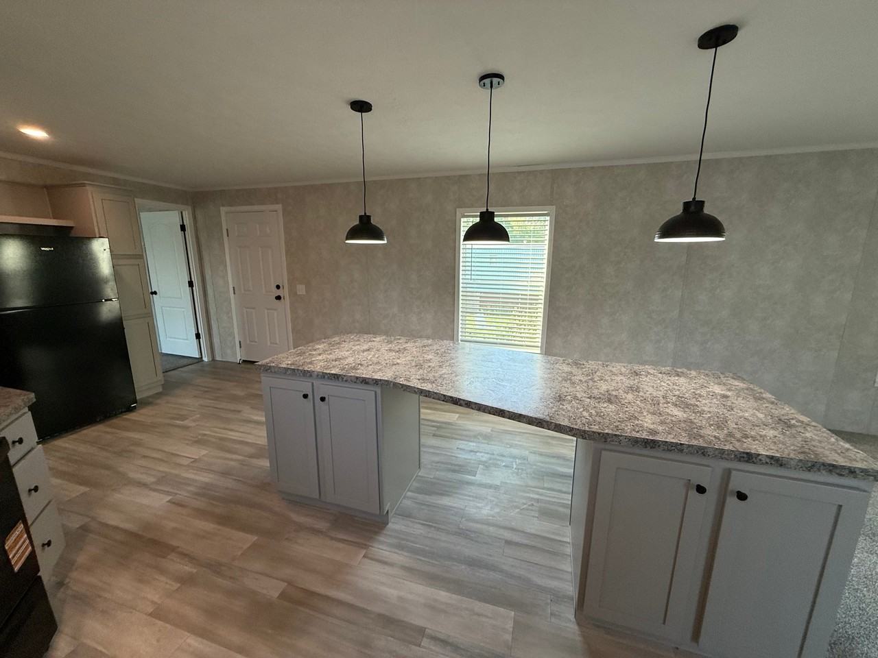 1201 Green St Trlr F - Photo 2 of 14