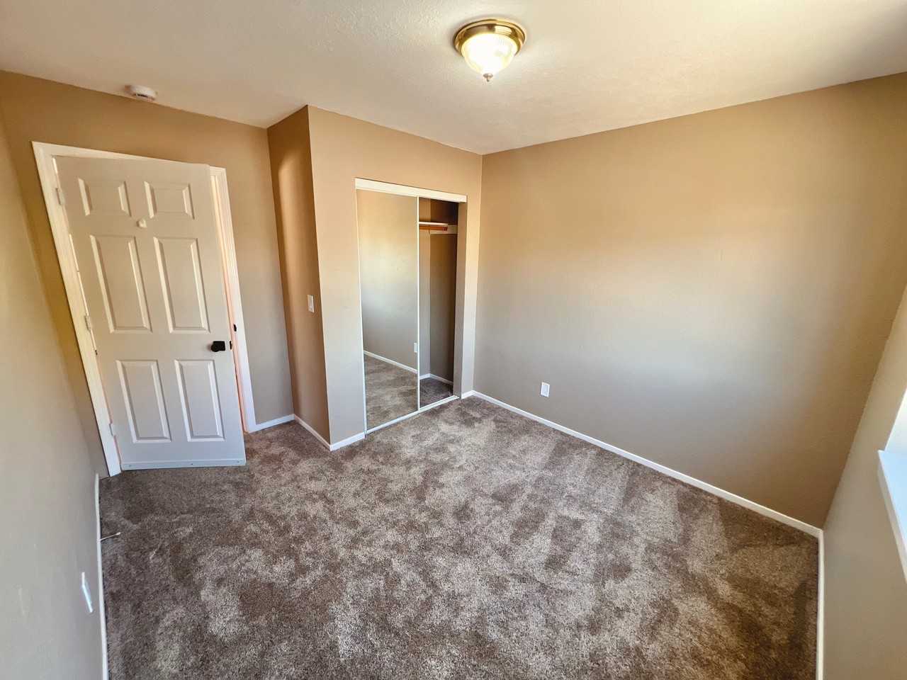 405 Canvasback Dr - Photo 7 of 12