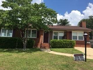 2306 Courtland Ave - Photo 2 of 20