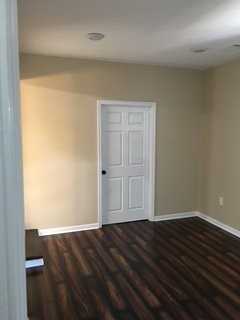 2306 Courtland Ave - Photo 4 of 20