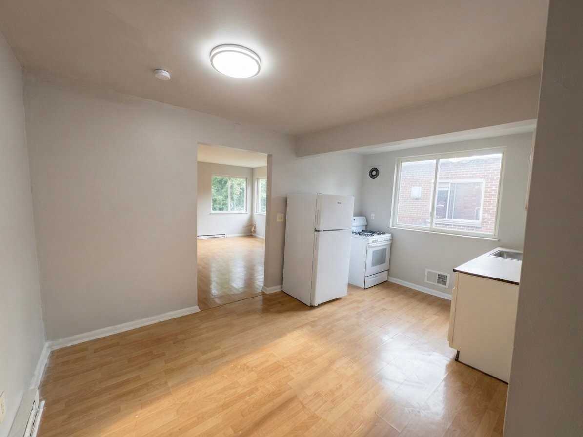 1582 Crest Hill Ave #3 - Photo 6 of 23