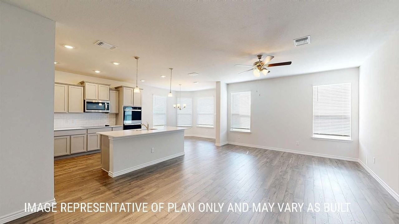 1830 Saddlebred Loop - Photo 3 of 27