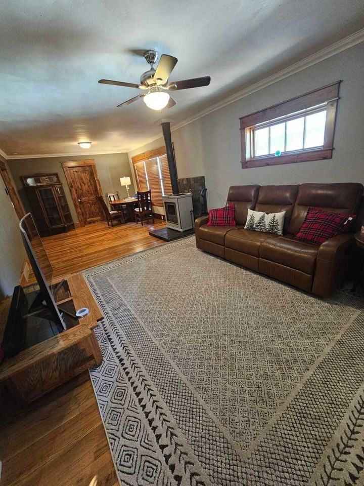 150 N Johnson Ave - Photo 3 of 10