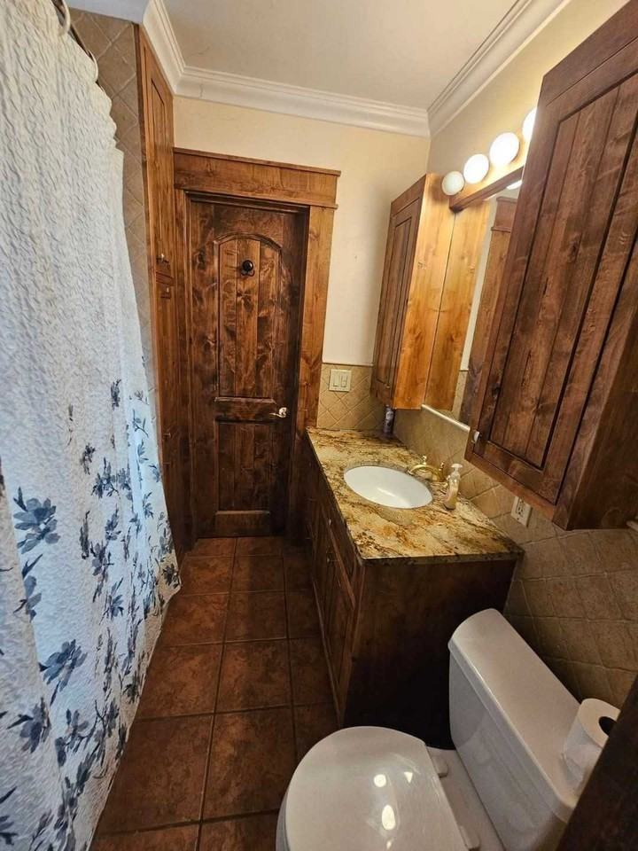 150 N Johnson Ave - Photo 5 of 10