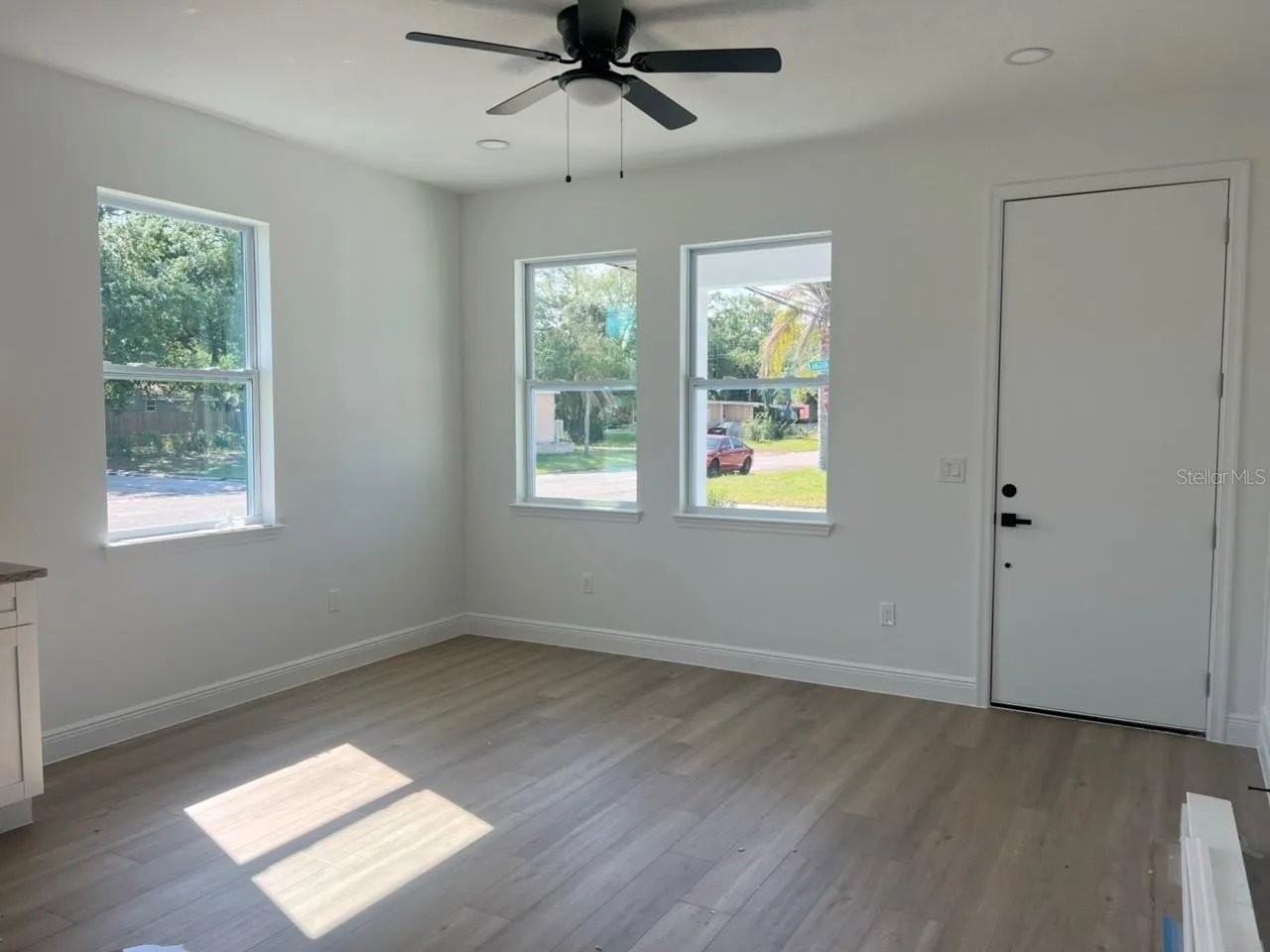 2551 Langdon Ave S - Photo 3 of 9
