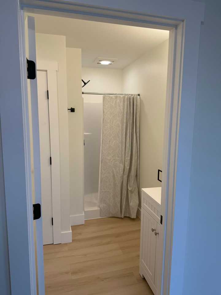 265 E Allen St #1 - Photo 3 of 20
