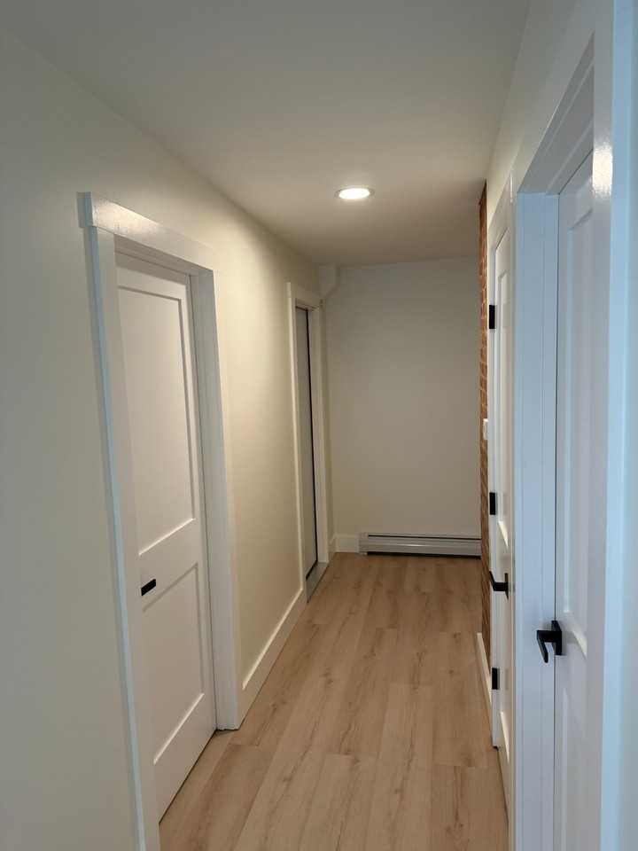265 E Allen St #1 - Photo 4 of 20