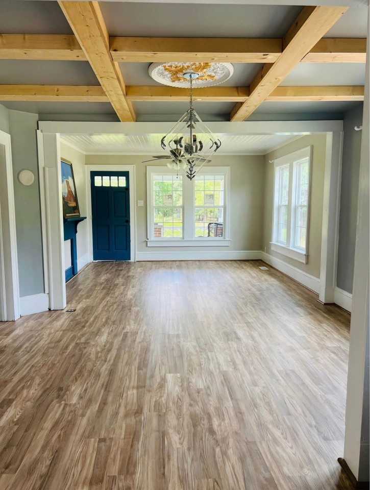 1278 Valley Ct - Photo 2 of 16