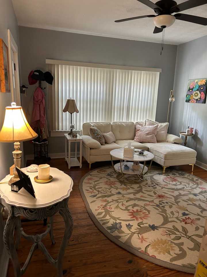11729 Peckham St #2 - Photo 7 of 10