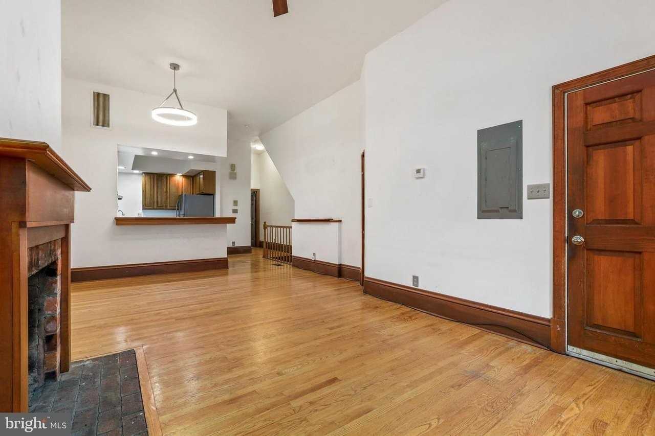 1331 T St Nw #B - Photo 3 of 13