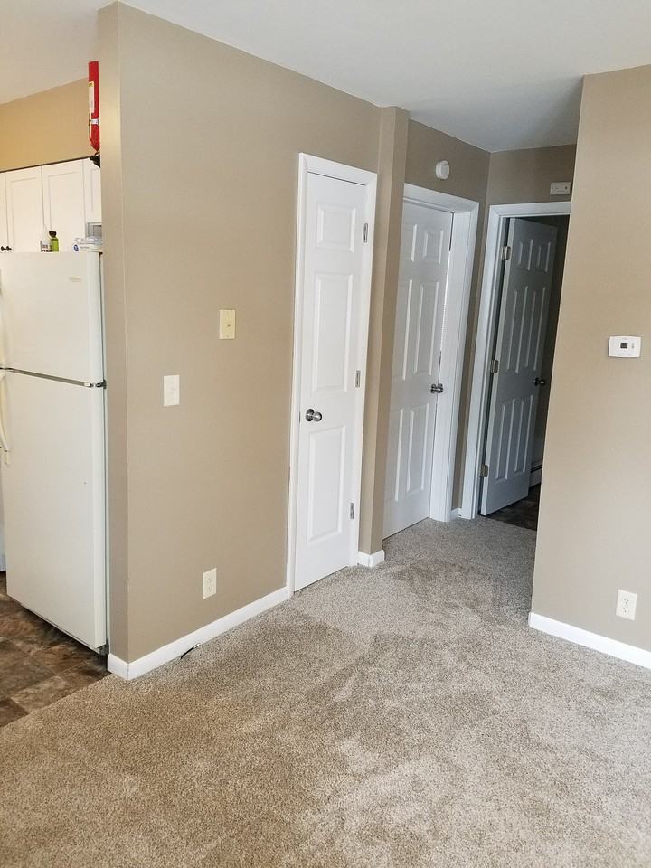 816 E 6th St N #1 - Photo 5 of 8