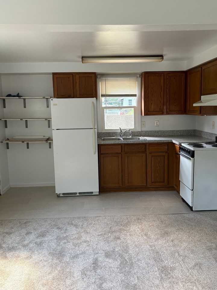3707 Burchfield Dr - Photo 2 of 11