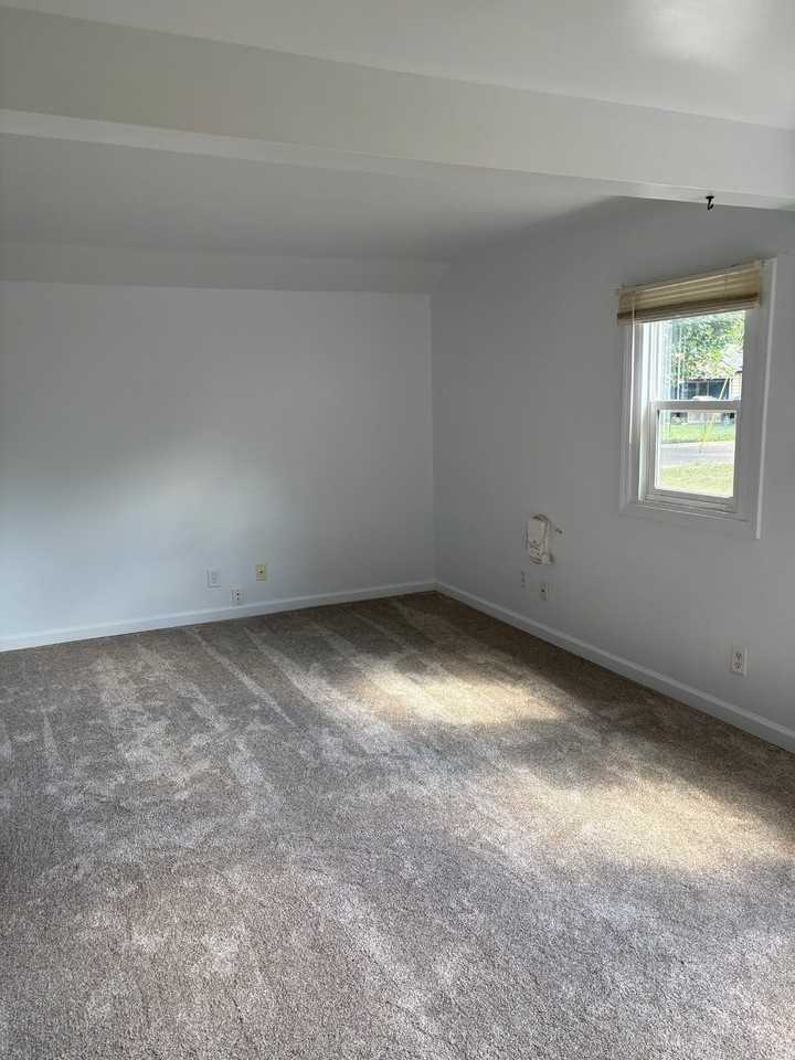 3707 Burchfield Dr - Photo 3 of 11