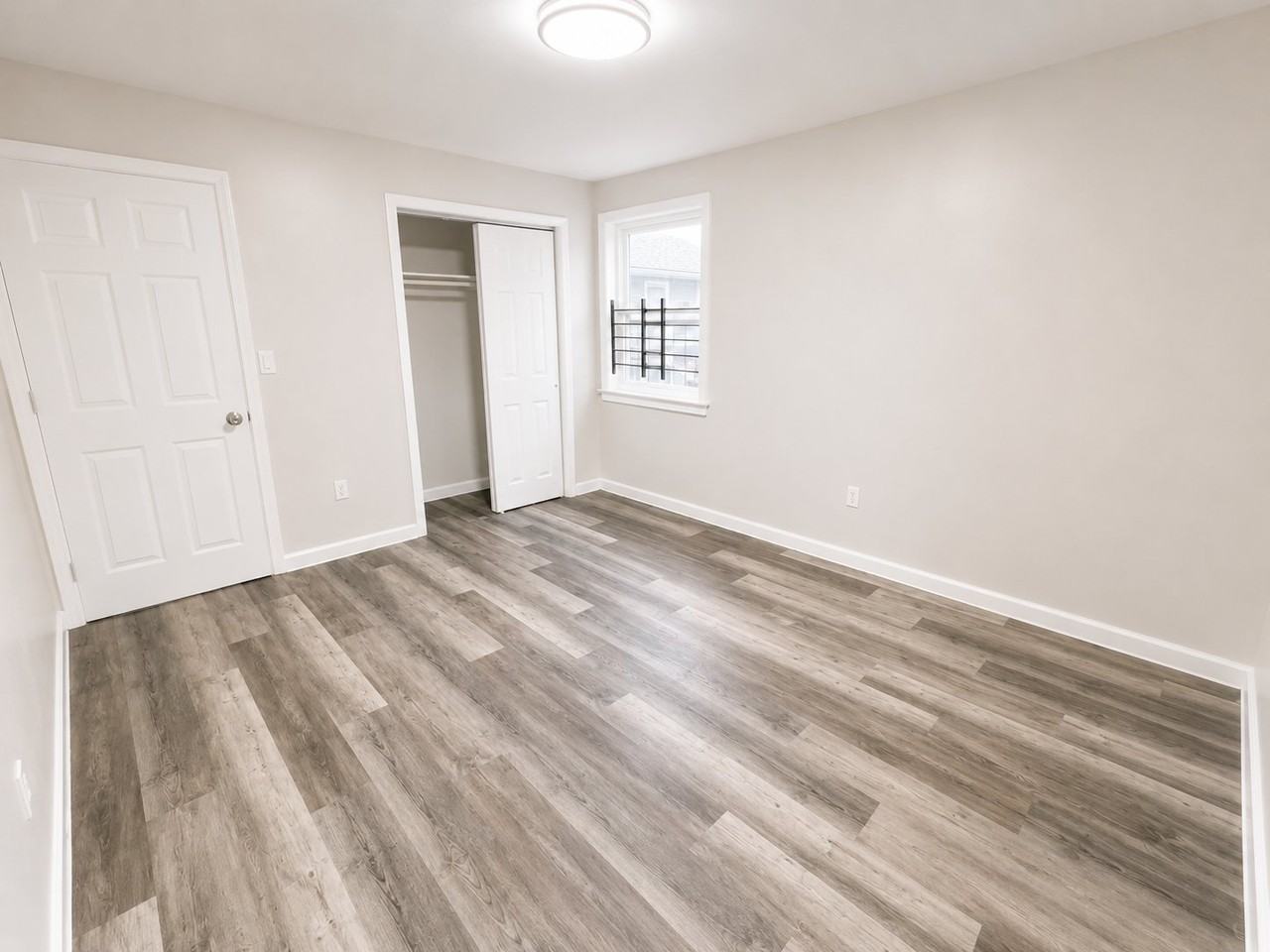 377 Clinton Pl #2 - Photo 4 of 10