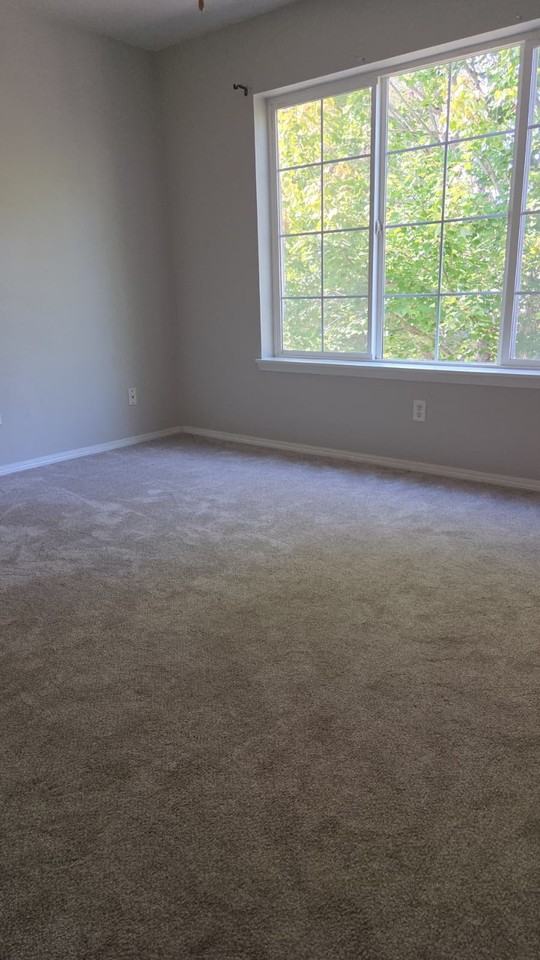 1164 Se Tamango St - Photo 4 of 9