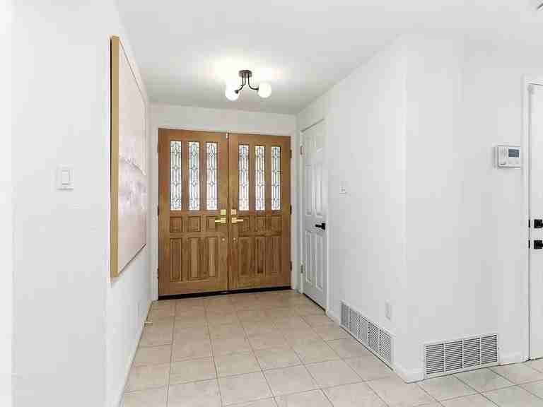 1460 Murchison Dr - Photo 4 of 20