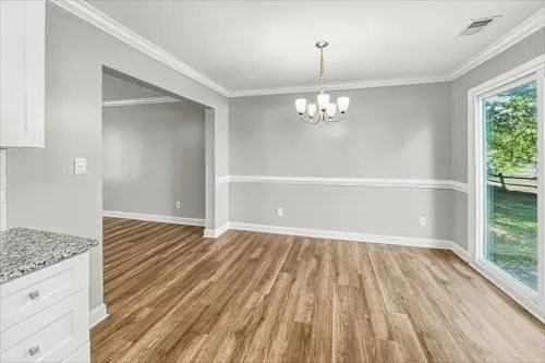 413 Queens Dr Sw - Photo 3 of 9